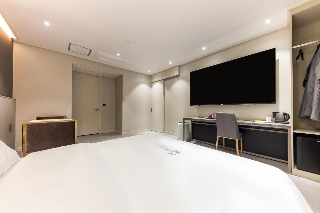 Hotel Lium Cheonan Esterno foto