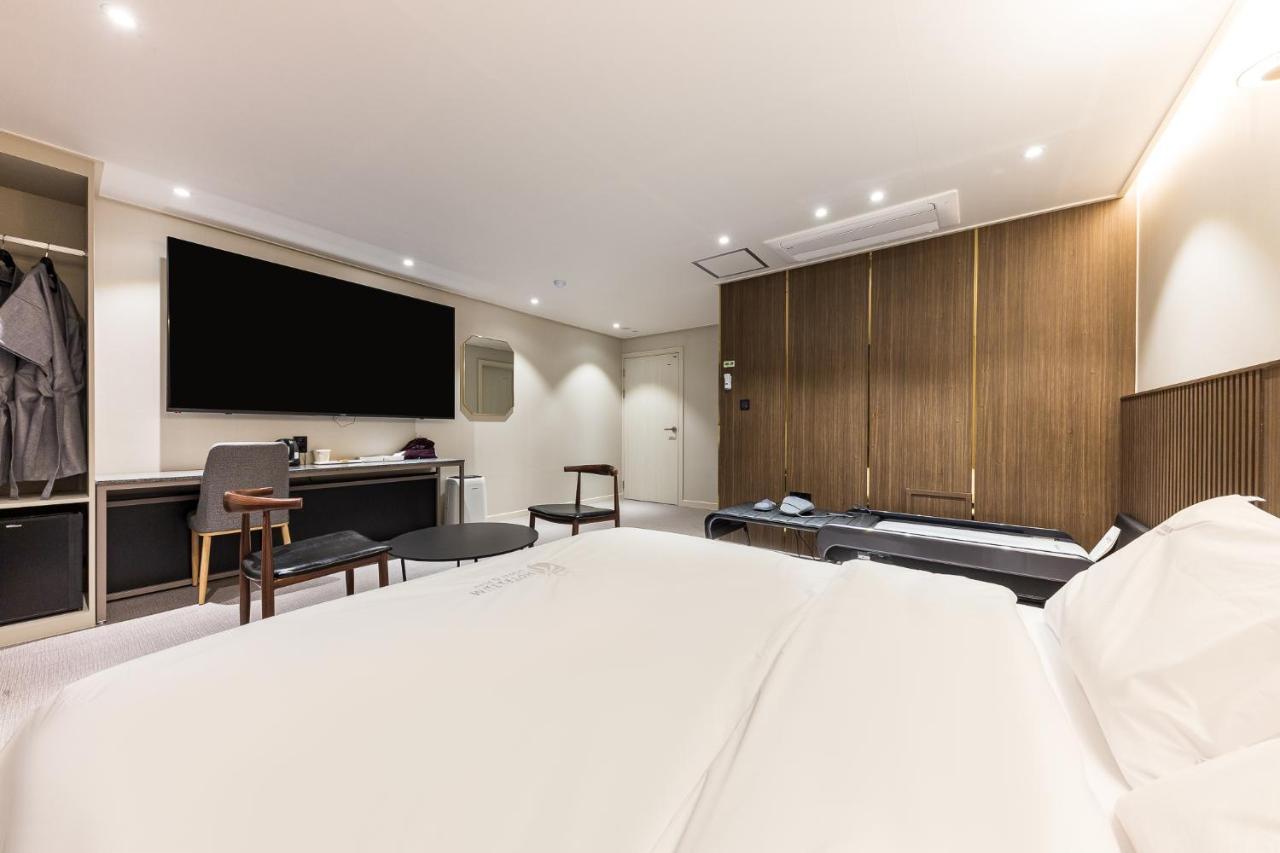 Hotel Lium Cheonan Esterno foto