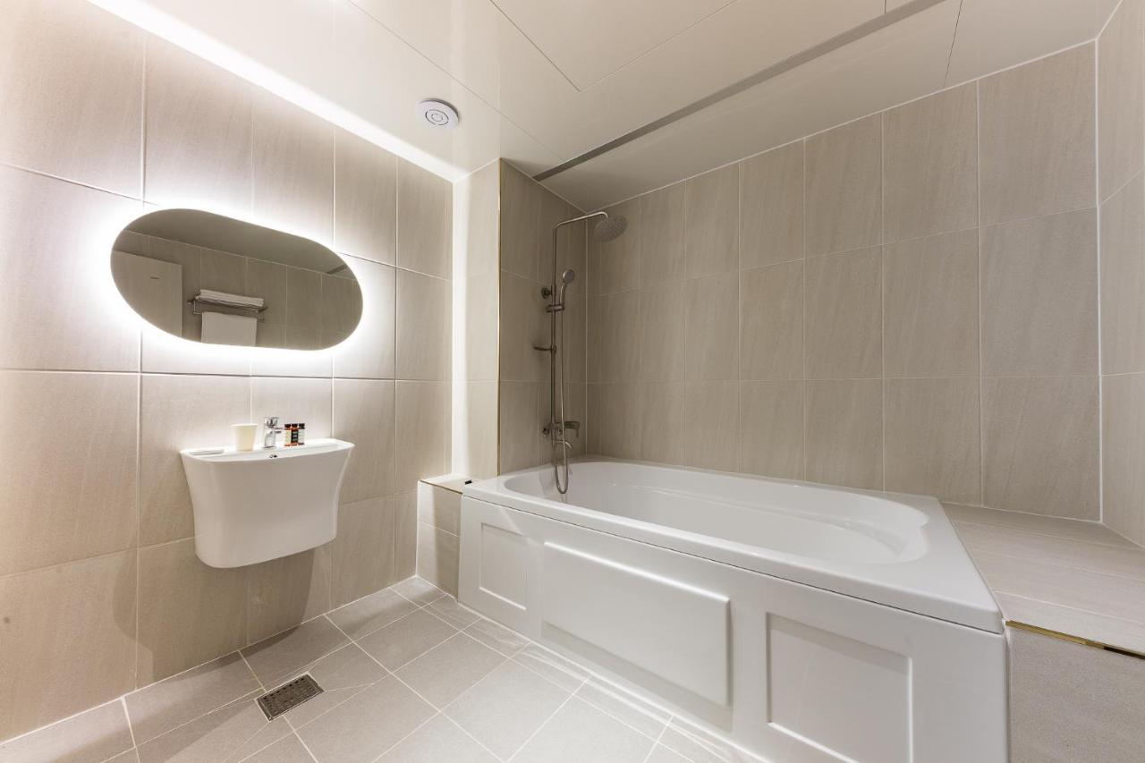 Hotel Lium Cheonan Esterno foto