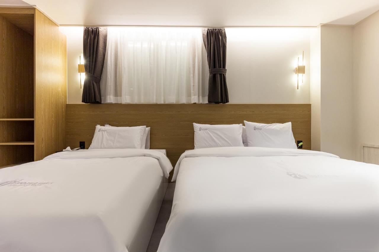 Hotel Lium Cheonan Esterno foto